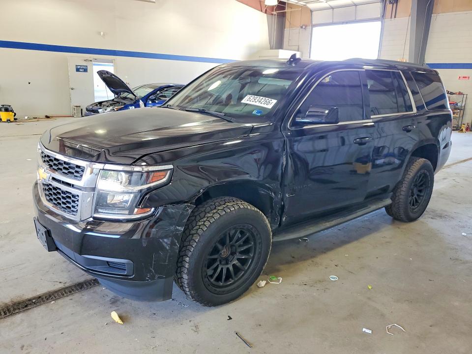 Продажа на аукционе авто 2017 Chevrolet Tahoe, vin: 1GNSKBKC8HR258027, номер лота: 62934266