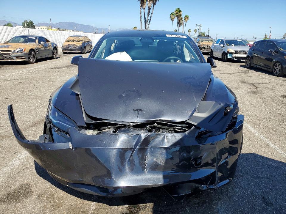 62121516 :رقم المزاد ، 5YJ3E1EB2TF145450 vin ، 2026 Tesla Model 3 مزاد بيع