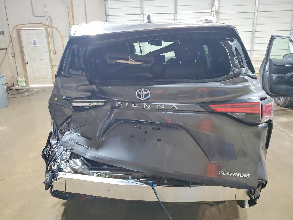 59586516 :رقم المزاد ، 5TDESKFC0SS210689 vin ، 2025 Toyota Sienna مزاد بيع