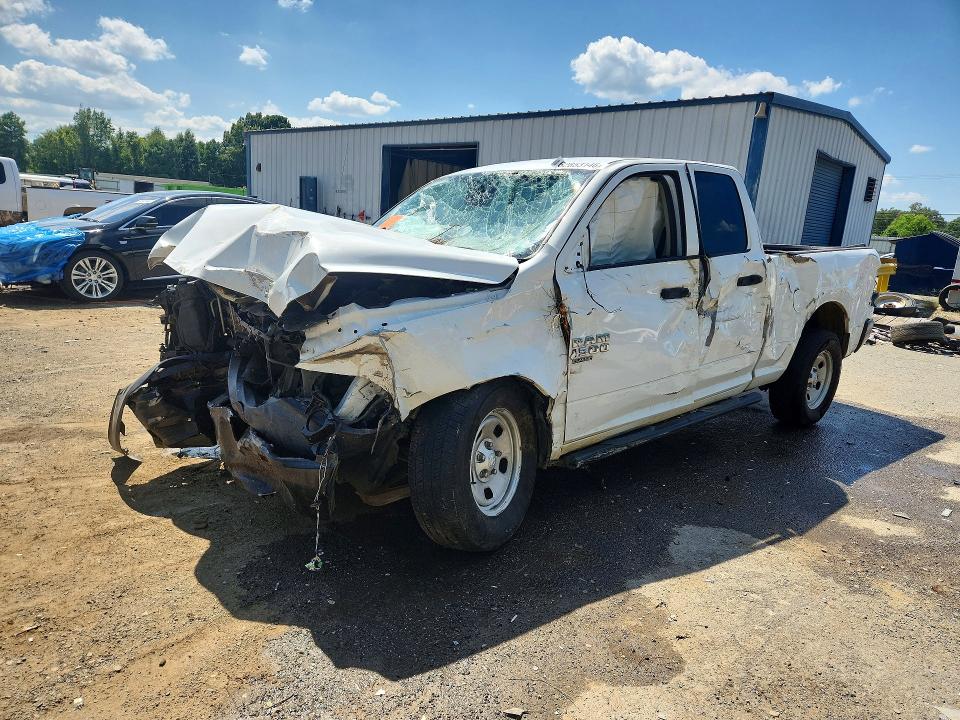 62853146 :رقم المزاد ، 1C6RR6FG6KS710426 vin ، 2019 Ram 1500 Classic مزاد بيع