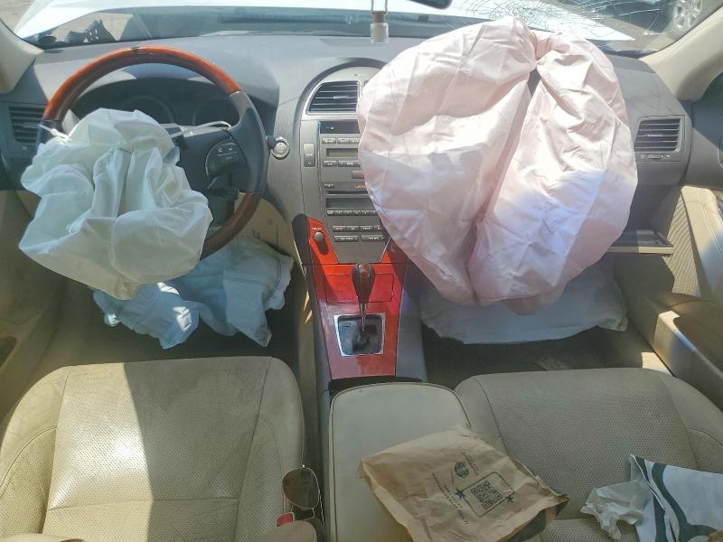 60603226 :رقم المزاد ، JTHBK1EG6B2435528 vin ، 2011 Lexus Es مزاد بيع