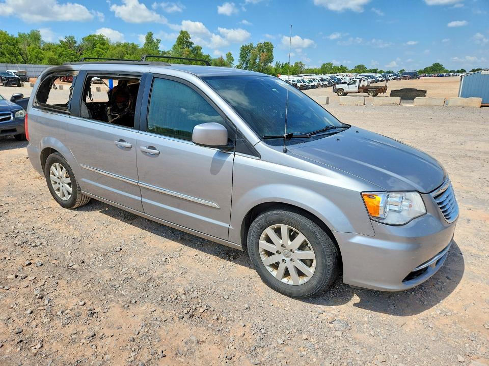 60305206 :رقم المزاد ، 2C4RC1BG7FR751531 vin ، 2015 Chrysler Town & Country مزاد بيع