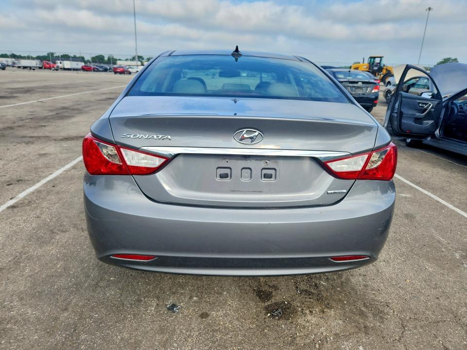 2013 Hyundai Sonata მანქანა იყიდება აუქციონზე, vin: 5NPEC4AC4DH686064, აუქციონის ნომერი: 59680266