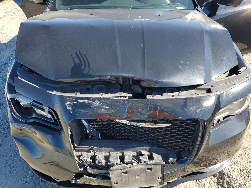 Aukcja sprzedaży 2015 Chrysler 300, vin: 2C3CCABG4FH922560, numer aukcji: 60864836