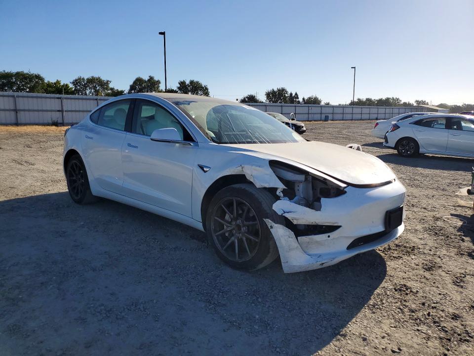 Продажа на аукционе авто 2020 Tesla Model 3, vin: 5YJ3E1EAXLF599095, номер лота: 60611806