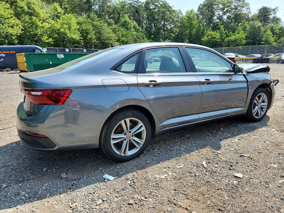 60717776 :رقم المزاد ، 3VW7M7BU8RM012691 vin ، 2024 Volkswagen Jetta مزاد بيع