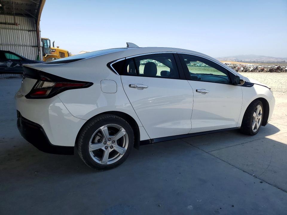 59335546 :رقم المزاد ، 1G1RC6S55JU153616 vin ، 2018 Chevrolet Volt مزاد بيع