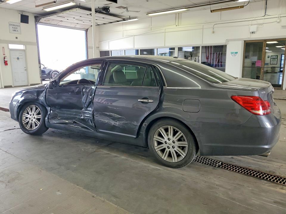 61197446 :رقم المزاد ، 4T1BK36B39U351306 vin ، 2009 Toyota Avalon مزاد بيع