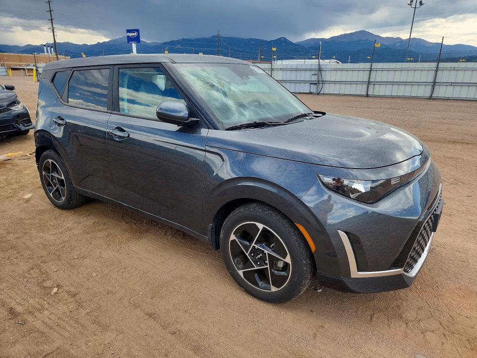 60255676 :رقم المزاد ، KNDJ33AU3P7889747 vin ، 2023 Kia Soul مزاد بيع