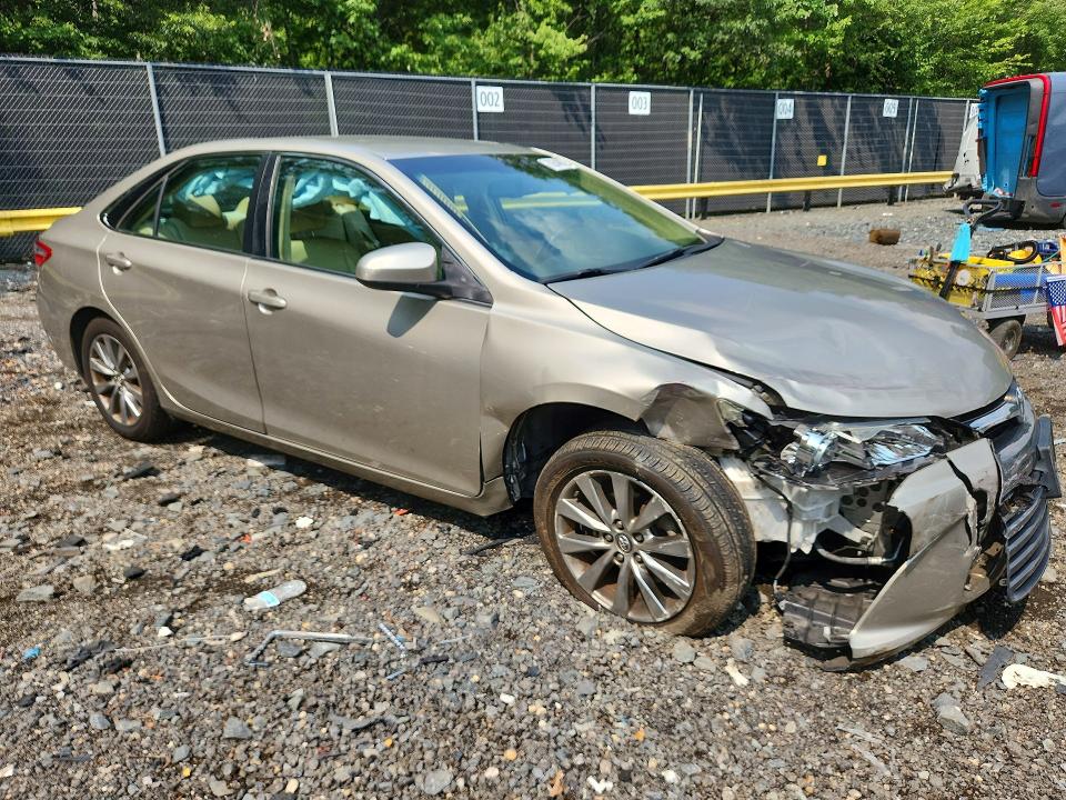 2017 Toyota Camry მანქანა იყიდება აუქციონზე, vin: 4T1BF1FK4HU637687, აუქციონის ნომერი: 62646056