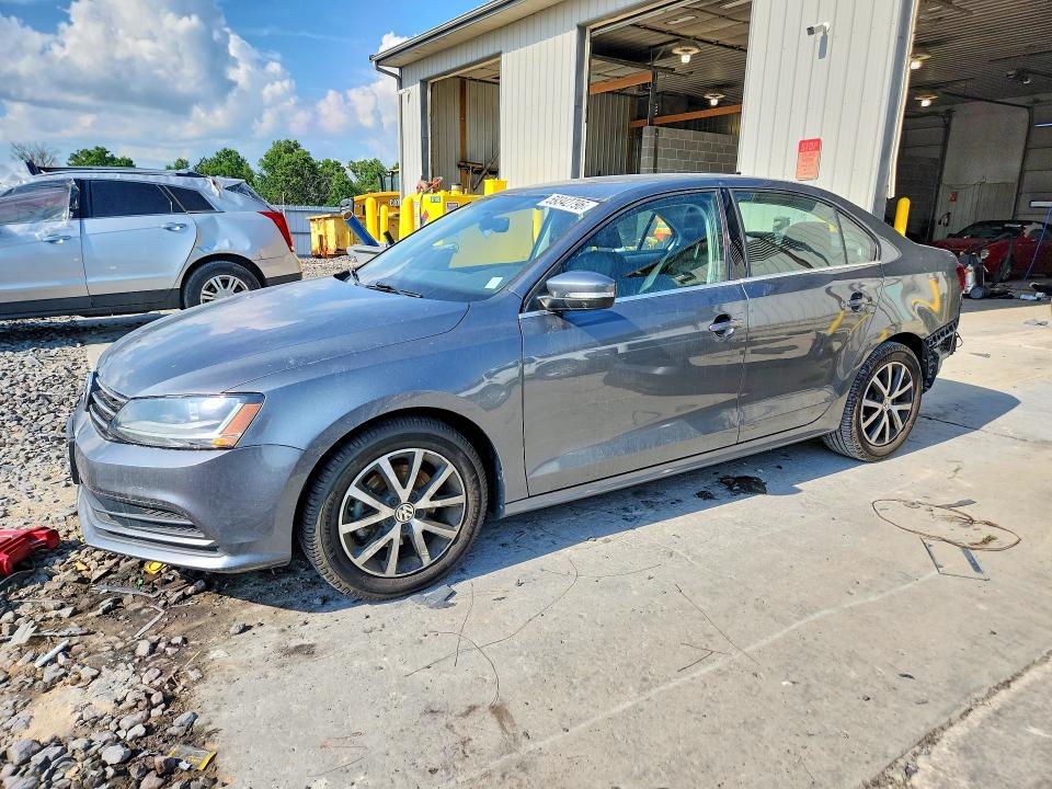 59342796 :رقم المزاد ، 3VWDB7AJ7HM240888 vin ، 2017 Volkswagen Jetta مزاد بيع