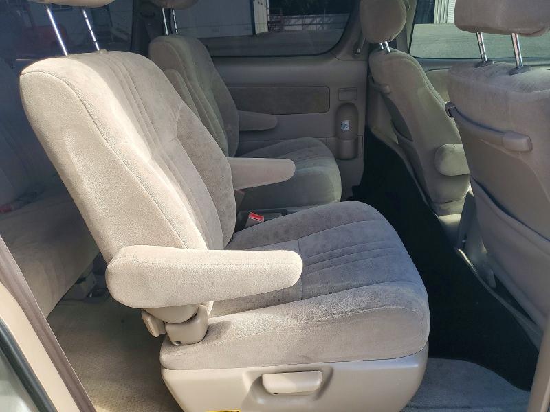 Продаж на аукціоні авто 2001 Toyota Sienna, vin: 4T3ZF13C61U333611, номер лоту: 57077946