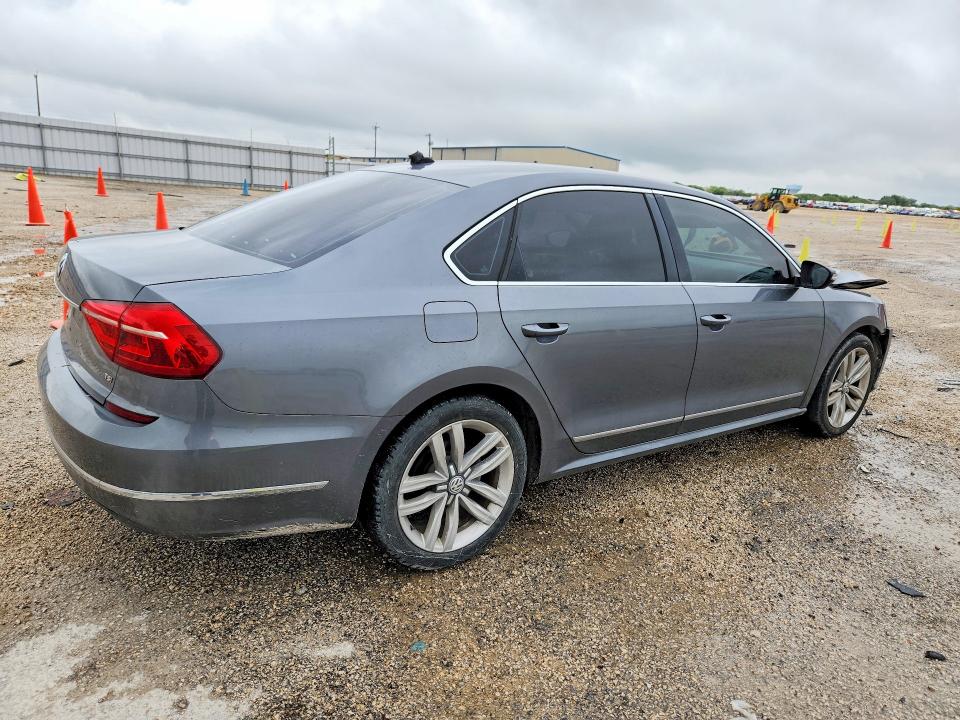 Продаж на аукціоні авто 2016 Volkswagen Passat, vin: 1VWCT7A36GC046458, номер лоту: 61346926