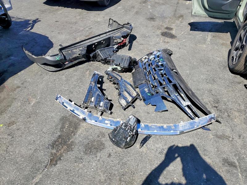 2024 Hyundai Santa Cruz მანქანა იყიდება აუქციონზე, vin: 5NTJEDAF5RH093258, აუქციონის ნომერი: 63522096