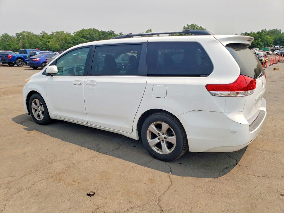 Aukcja sprzedaży 2013 Toyota Sienna, vin: 5TDKK3DC6DS300962, numer aukcji: 61170686