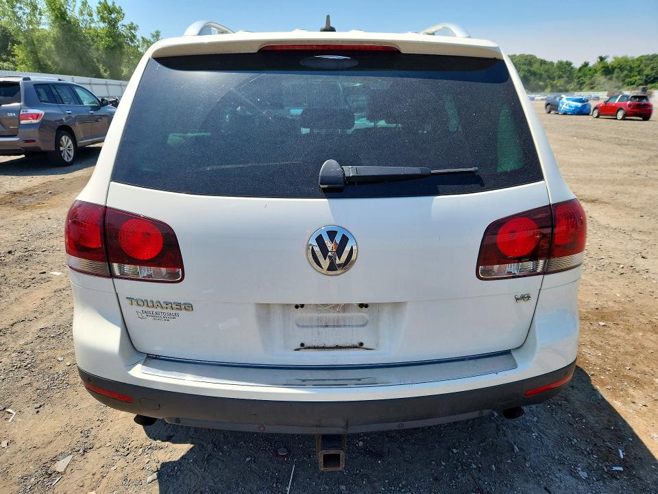 60838946 :رقم المزاد ، WVGBE77L18D035570 vin ، 2008 Volkswagen Touareg 2 مزاد بيع