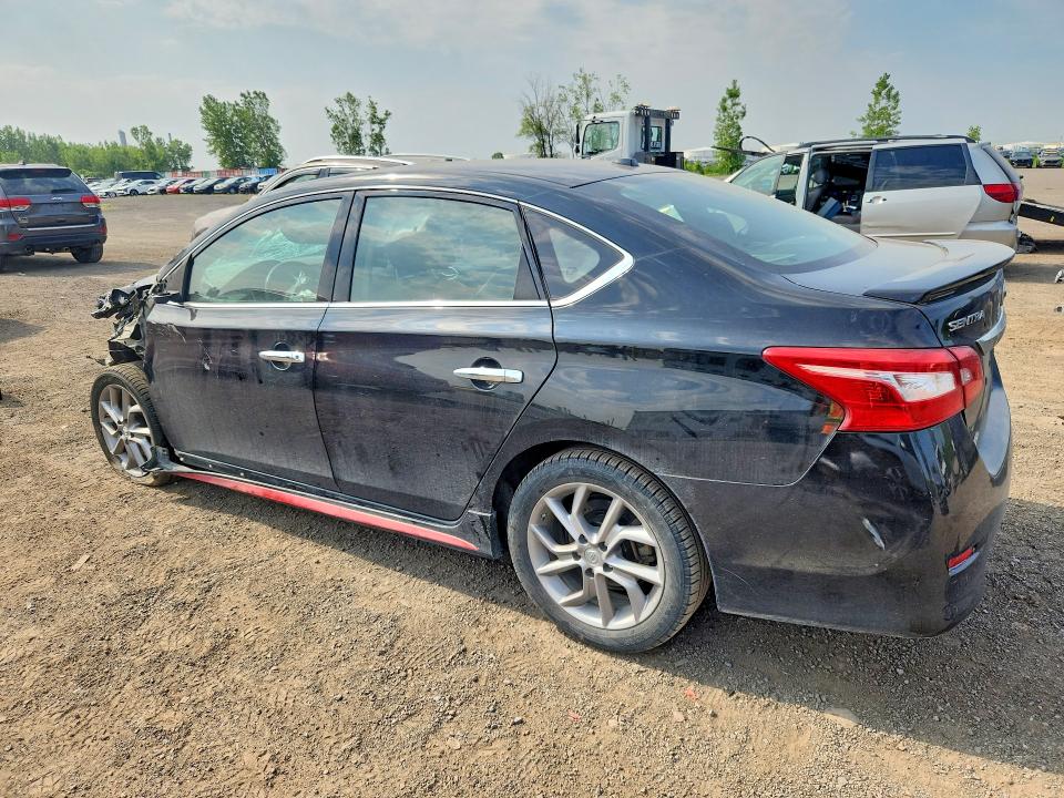 62207796 :رقم المزاد ، 3N1CB7AP5JY308027 vin ، 2018 Nissan Sentra مزاد بيع