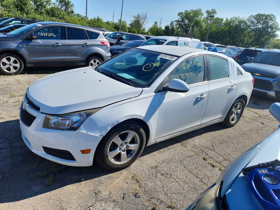 62637466 :رقم المزاد ، 1G1PE5SB2G7174626 vin ، 2016 Chevrolet Cruze Limited مزاد بيع