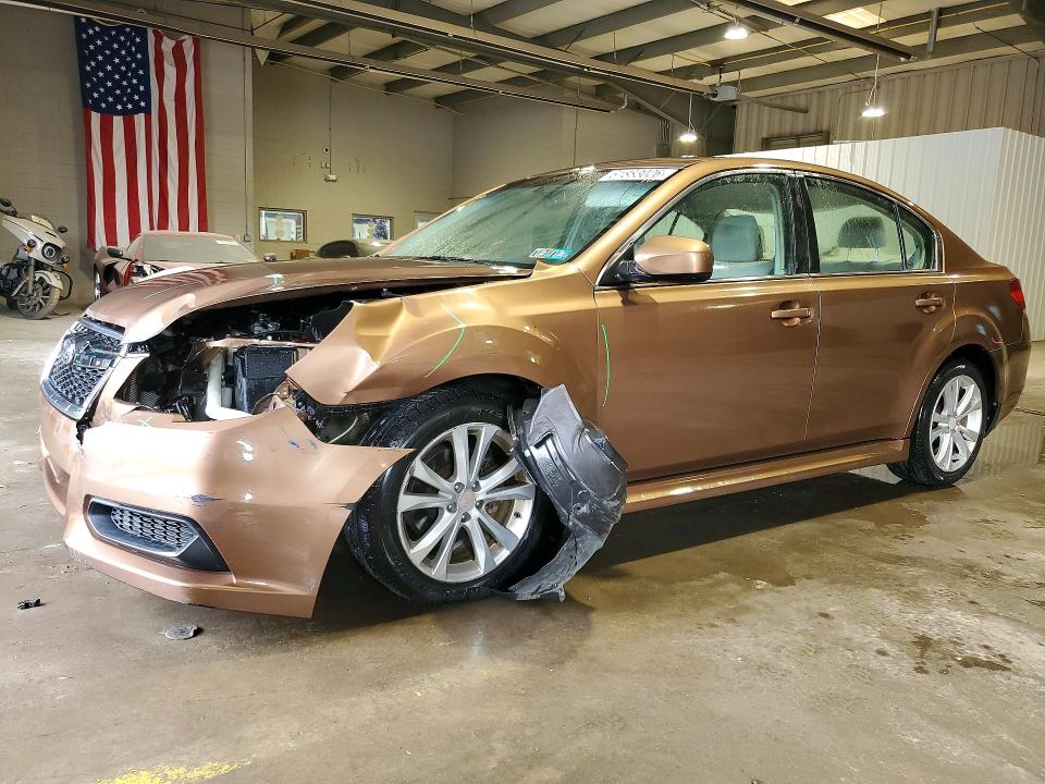 2013 Subaru Legacy მანქანა იყიდება აუქციონზე, vin: 4S3BMBC69D3035021, აუქციონის ნომერი: 61883026