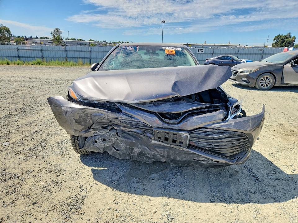 Продаж на аукціоні авто 2019 Toyota Camry, vin: 4T1B11HK4KU260605, номер лоту: 61534456