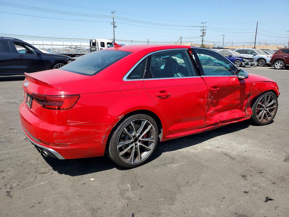 2018 Audi S4 მანქანა იყიდება აუქციონზე, vin: WAUC4AF43JA001332, აუქციონის ნომერი: 61243976