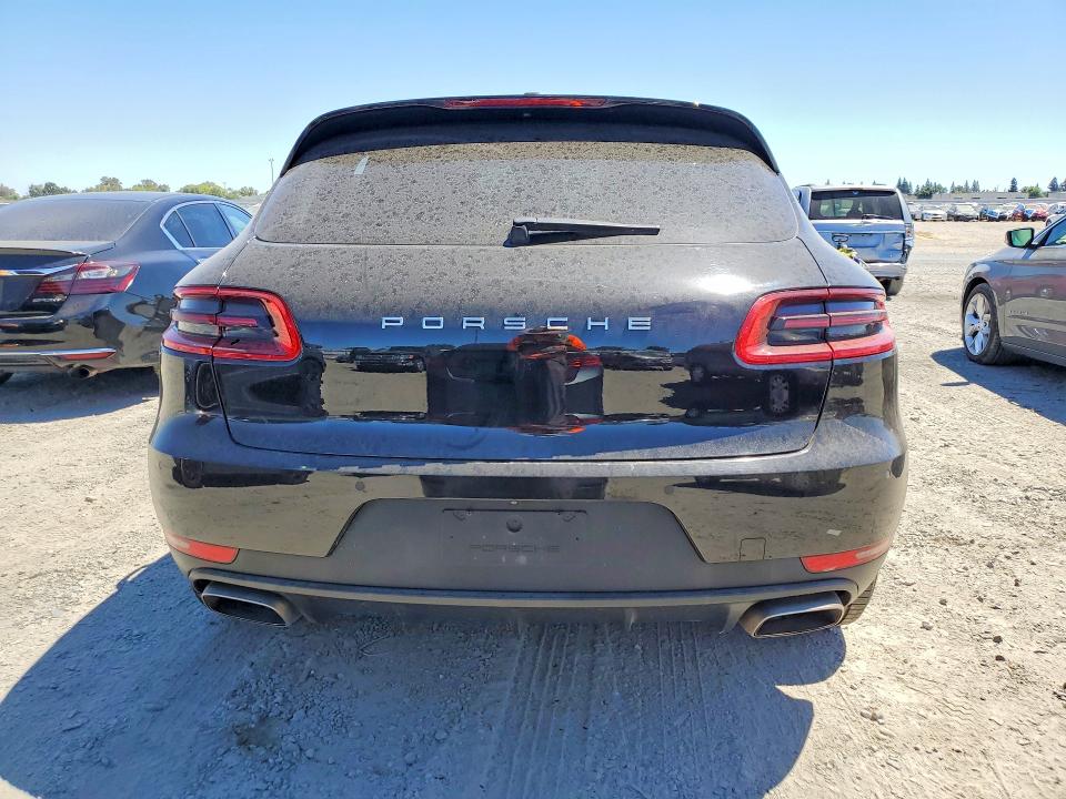 60891296 :رقم المزاد ، WP1AA2A52JLB21098 vin ، 2018 Porsche Macan مزاد بيع