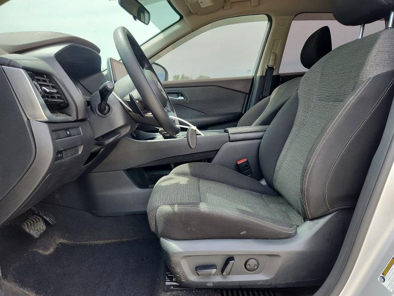 61994776 :رقم المزاد ، 5N1BT3BA9NC709809 vin ، 2022 Nissan Rogue مزاد بيع