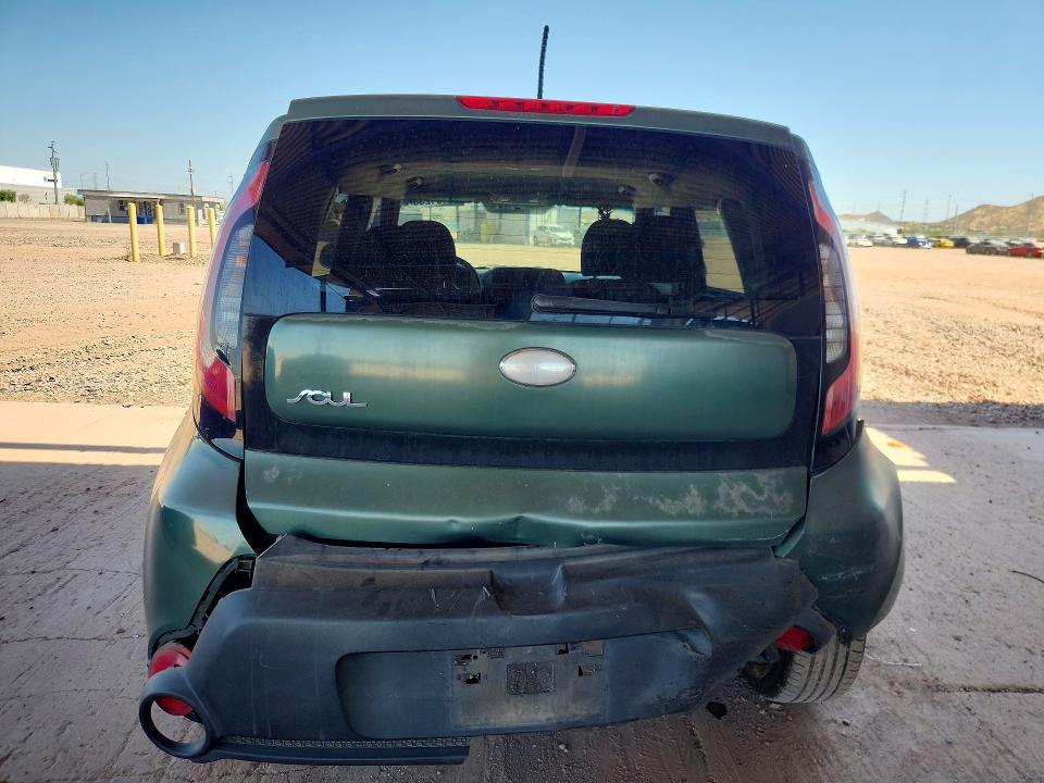 60401256 :رقم المزاد ، KNDJN2A21E7018488 vin ، 2014 Kia Soul مزاد بيع