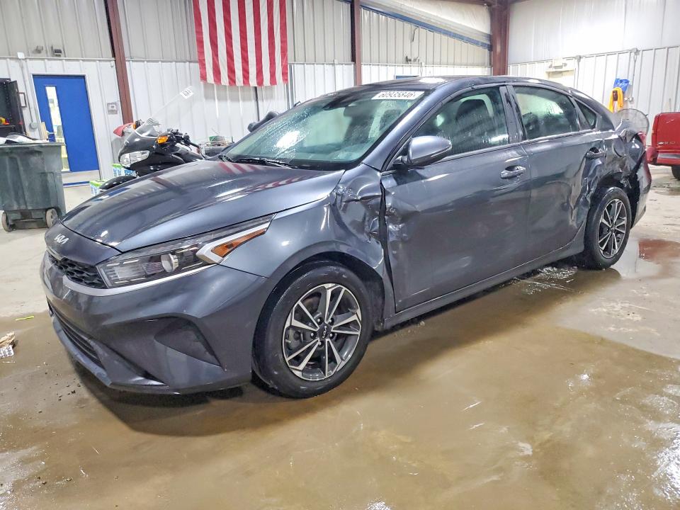 60935846 :رقم المزاد ، 3KPF24AD2PE662970 vin ، 2023 Kia Forte مزاد بيع