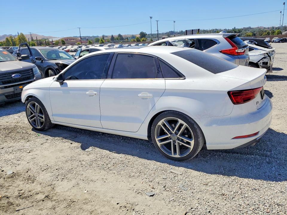 Продаж на аукціоні авто 2017 Audi A3, vin: WAUAUGFF0H1035475, номер лоту: 60431286