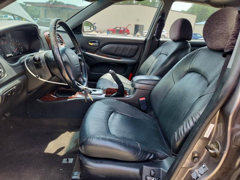 60753536 :رقم المزاد ، KMHWF35H34A039847 vin ، 2004 Hyundai Sonata مزاد بيع