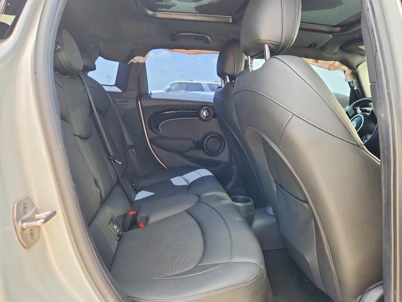 Продажа на аукционе авто 2023 Mini Cooper, vin: WMW53DK02P2T17873, номер лота: 63490106