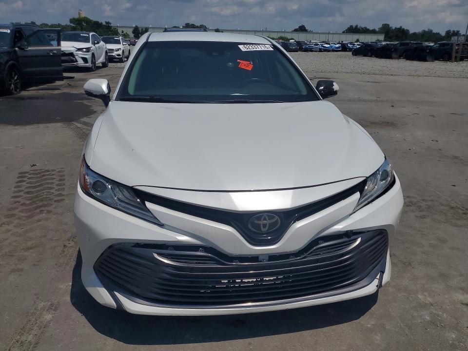 Продажа на аукционе авто 2018 Toyota Camry, vin: 4T1B11HK3JU036580, номер лота: 62337716