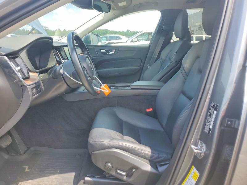 Продаж на аукціоні авто 2021 Volvo Xc60, vin: YV4102RKXM1797990, номер лоту: 58382556