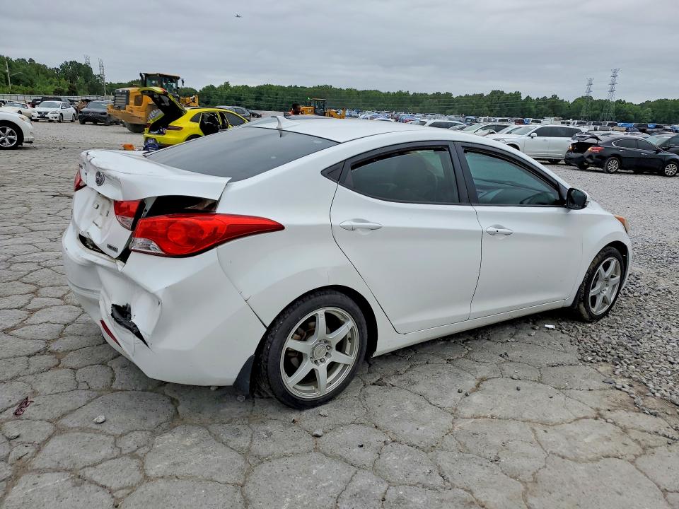 2013 Hyundai Elantra მანქანა იყიდება აუქციონზე, vin: 5NPDH4AE7DH401839, აუქციონის ნომერი: 62316626