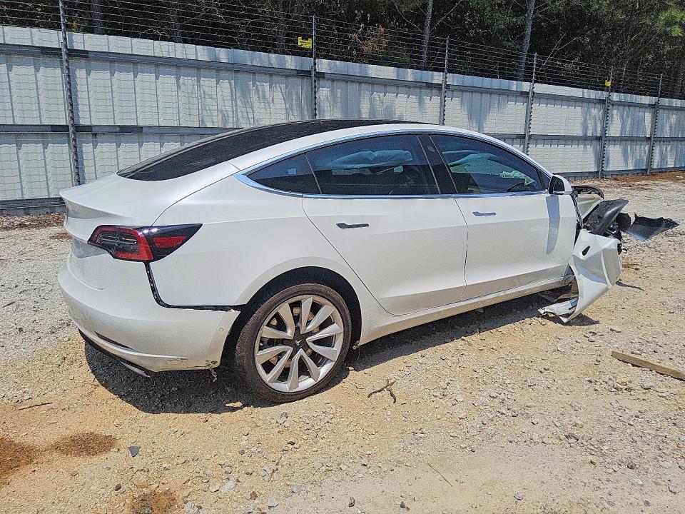 Продаж на аукціоні авто 2018 Tesla Model 3, vin: 5YJ3E1EA6JF015868, номер лоту: 59389266