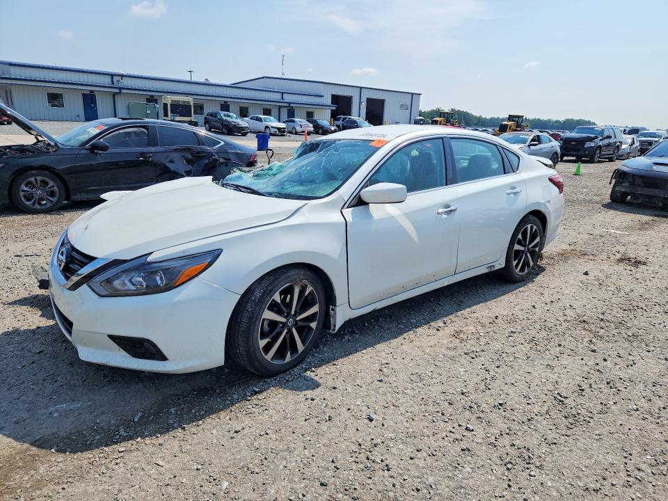 Продажа на аукционе авто 2018 Nissan Altima, vin: 1N4AL3AP7JC109862, номер лота: 63043726