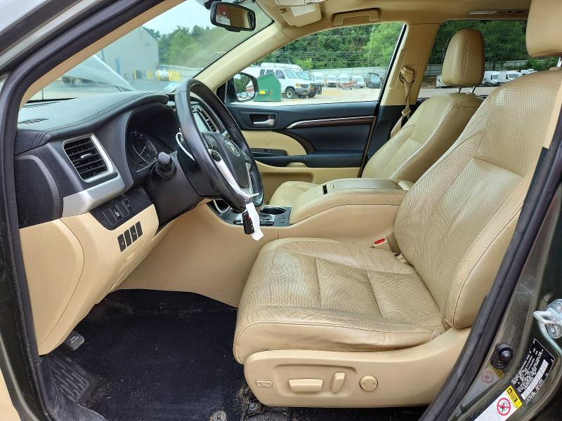 Продажа на аукционе авто 2015 Toyota Highlander, vin: 5TDDKRFH0FS103048, номер лота: 60928596