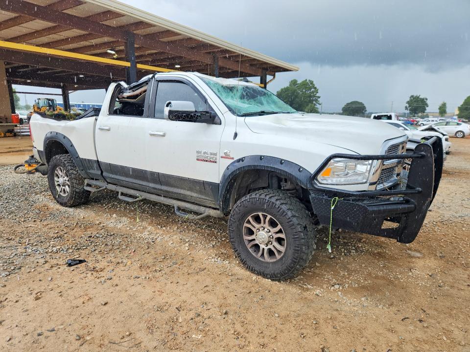 60760276 :رقم المزاد ، 3C6UR5FL7FG515904 vin ، 2015 Ram 2500 مزاد بيع