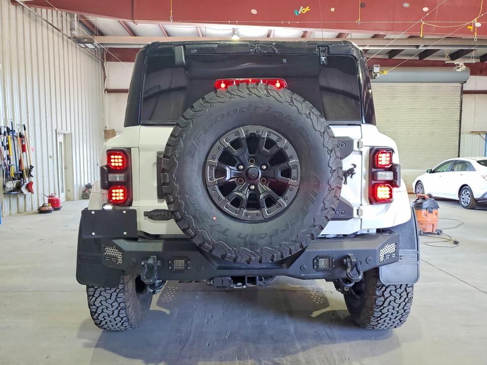 61061726 :رقم المزاد ، 1FMEE0RR9RLB00792 vin ، 2024 Ford Bronco مزاد بيع