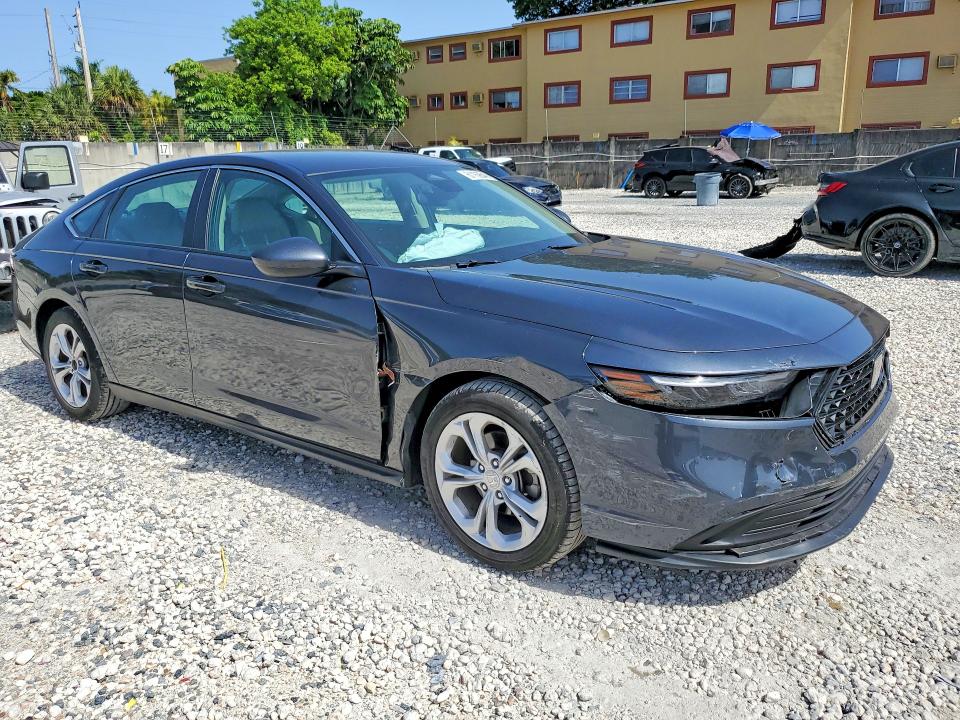 61169646 :رقم المزاد ، 1HGCY1F26SA063588 vin ، 2025 Honda Accord مزاد بيع