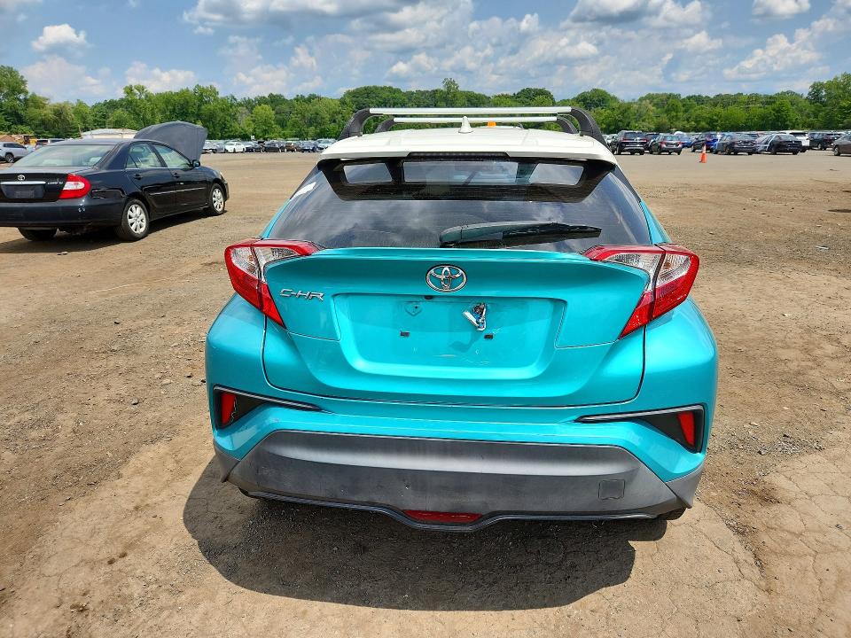 62451916 :رقم المزاد ، JTNKHMBX7J1010700 vin ، 2018 Toyota C-hr مزاد بيع