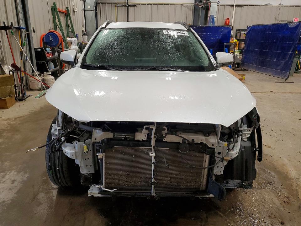 2022 Toyota Corolla Cross მანქანა იყიდება აუქციონზე, vin: 7MUCAABG8NV039004, აუქციონის ნომერი: 59985406