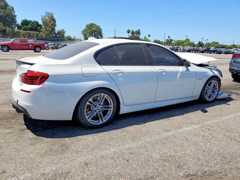 62344626 :رقم المزاد ، WBA5A5C57FD515941 vin ، 2015 Bmw 528 مزاد بيع