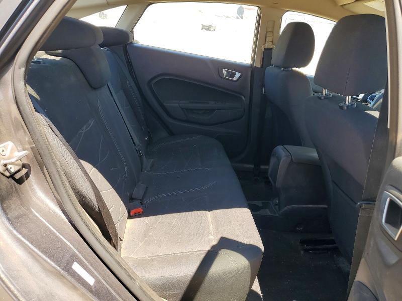 60780166 :رقم المزاد ، 3FADP4BJ4EM235778 vin ، 2014 Ford Fiesta مزاد بيع