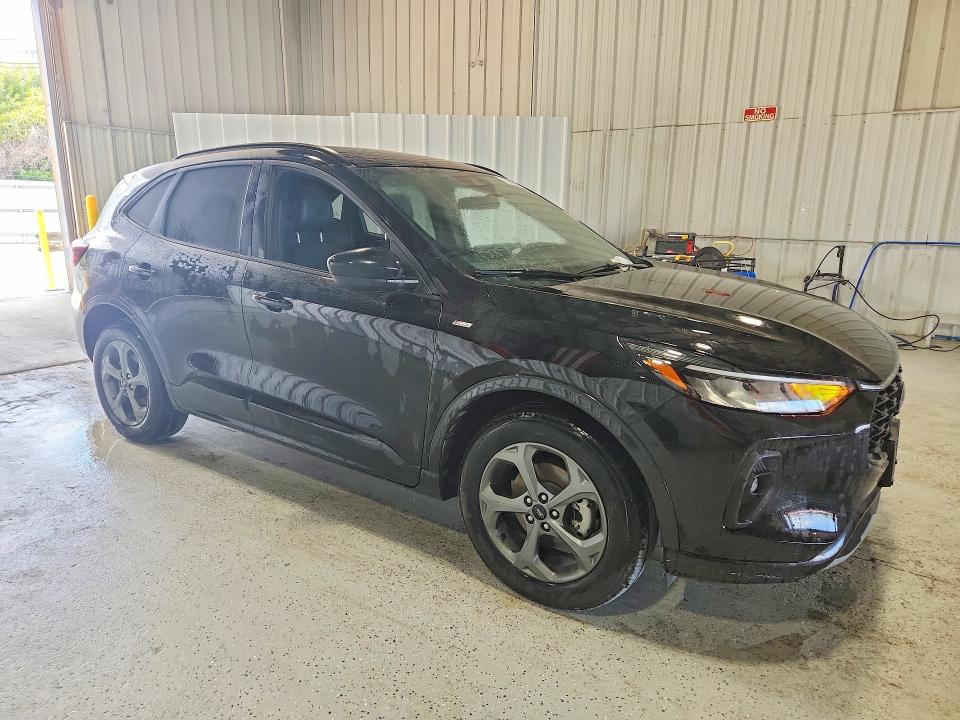 Продажа на аукционе авто 2023 Ford Escape, vin: 1FMCU9NA9PUA31625, номер лота: 59374486