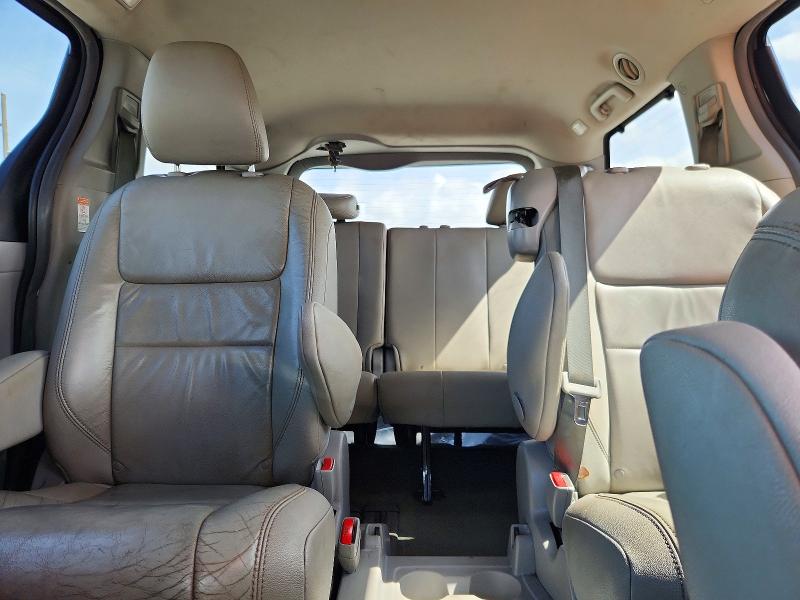 60761716 :رقم المزاد ، 5TDYK3DC3GS729958 vin ، 2016 Toyota Sienna مزاد بيع