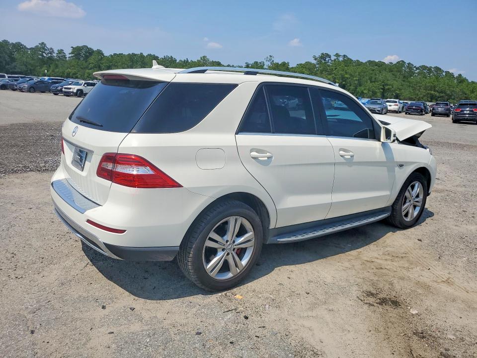 2013 Mercedes-benz Ml მანქანა იყიდება აუქციონზე, vin: 4JGDA5JBXDA190722, აუქციონის ნომერი: 62277906