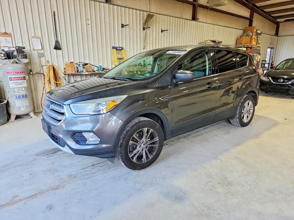 2017 Ford Escape მანქანა იყიდება აუქციონზე, vin: 1FMCU9GD6HUD02066, აუქციონის ნომერი: 61363566