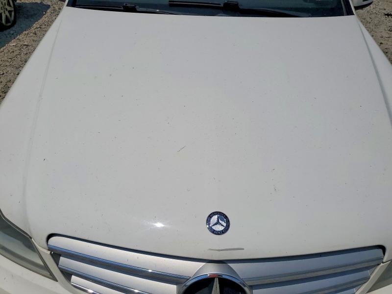 Продажа на аукционе авто 2013 Mercedes-benz C, vin: WDDGF8AB8DR296954, номер лота: 61620466